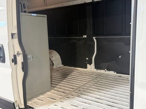 Used 2023 RAM ProMaster 2500 FWD image 27
