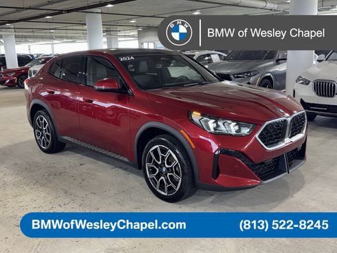 Used 2024 BMW X2 xDrive28i AWD/4WD image 1