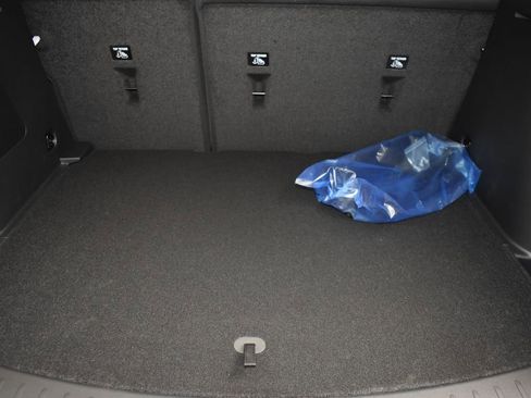 New 2025 Chevrolet TrailBlazer LS w/ LS Convenience Package FWD image 19