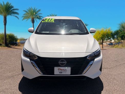 Used 2024 Nissan Sentra SV FWD image 8
