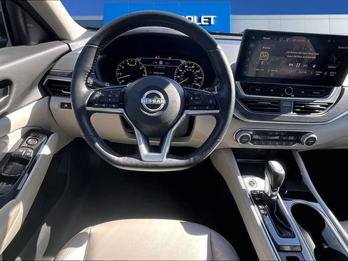 Used 2024 Nissan Altima 2.5 SL image 8