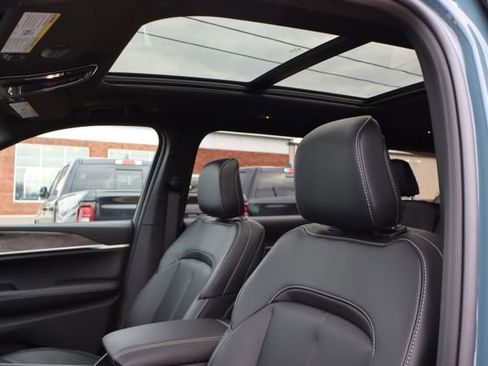 New 2026 Jeep Grand Cherokee L Limited AWD/4WD image 25