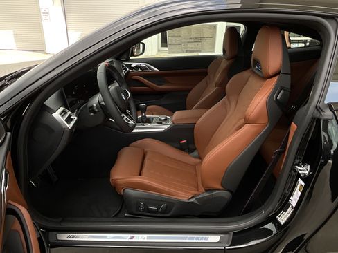 New 2027 BMW M4 Coupe w/ Executive Package RWD image 10