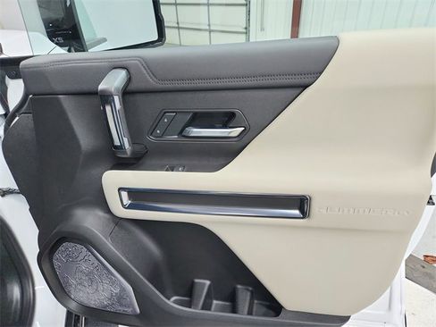 New 2026 GMC Hummer EV 4x4 Crew Cab image 39