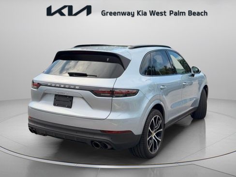 Used 2021 Porsche Cayenne S AWD/4WD image 7
