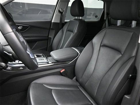 Used 2023 Audi Q7 3.0T Premium Plus image 14