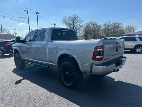 Used 2024 RAM 2500 Big Horn w/ Night Edition image 7