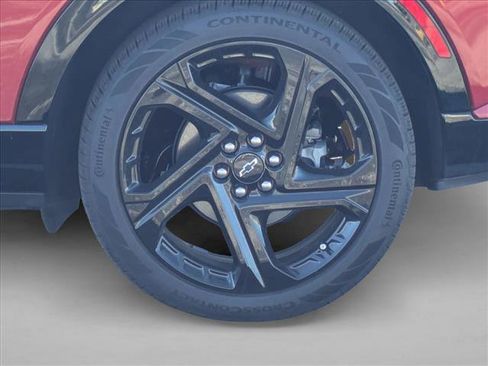 New 2025 Chevrolet Equinox EV RS image 9