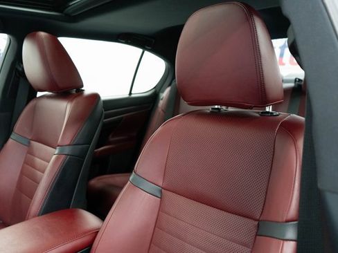 Used 2019 Lexus GS 350 F Sport image 19