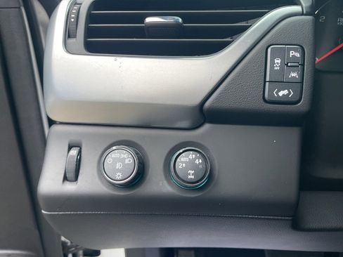 Used 2016 Chevrolet Tahoe LT w/ Luxury Package image 22