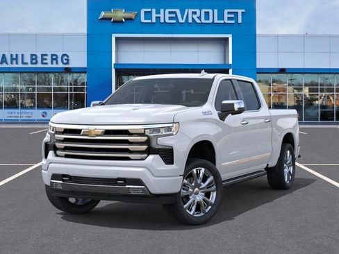 New 2026 Chevrolet Silverado 1500 High Country AWD/4WD image 6