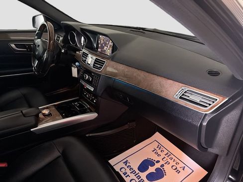 Used 2015 Mercedes-Benz E 350 4MATIC Wagon image 35
