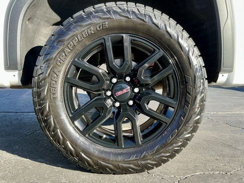 Used 2021 GMC Sierra 1500 Elevation image 13