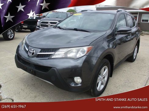 Used 2014 Toyota RAV4 XLE AWD/4WD image 1