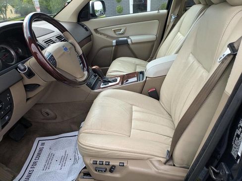 Used 2014 Volvo XC90 3.2 w/ Climate Package AWD/4WD image 9