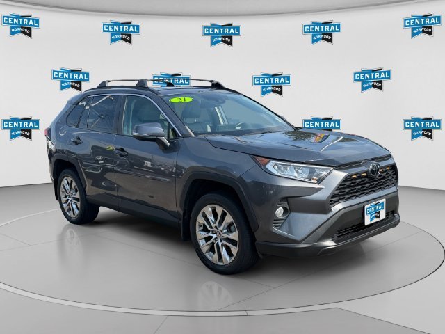 Used 2021 Toyota RAV4 XLE Premium AWD/4WD image 7