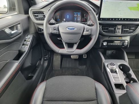 Certified 2023 Ford Escape ST-Line w/ Tech Pack #1 AWD/4WD image 31
