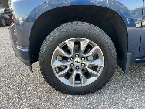 Used 2021 Chevrolet Silverado 1500 RST w/ Convenience Package II image 27
