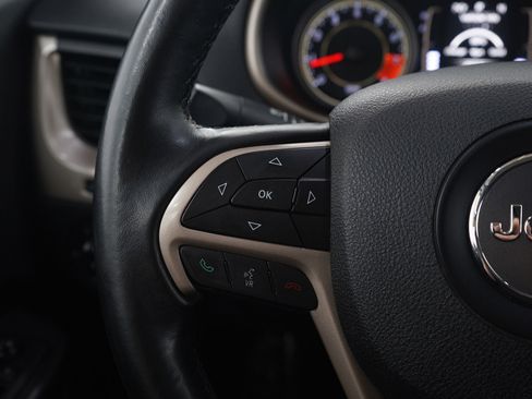 Used 2015 Jeep Cherokee Latitude AWD/4WD image 25