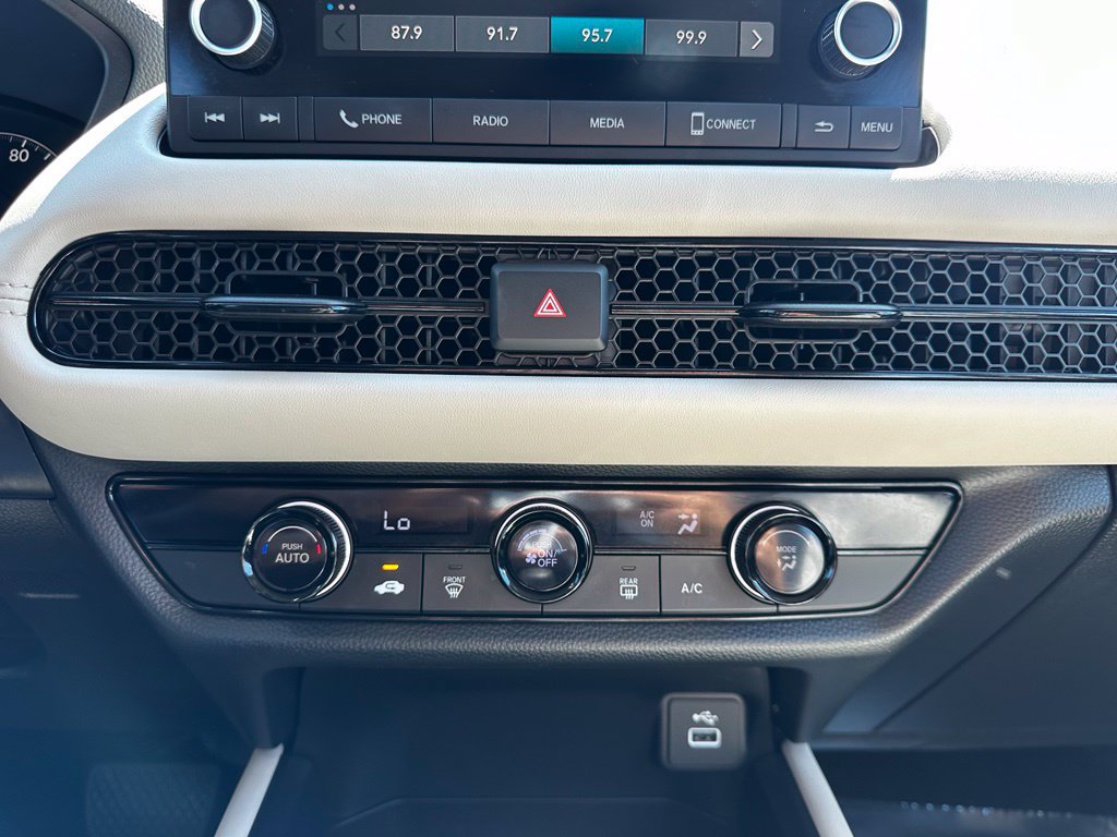 Certified 2024 Honda HR-V LX image 27