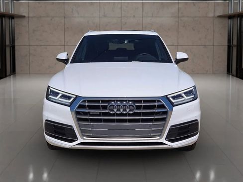 Used 2019 Audi Q5 2.0T Premium Plus w/ Premium Plus Package AWD/4WD image 6