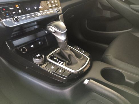 Used 2024 Kia Seltos EX FWD image 26