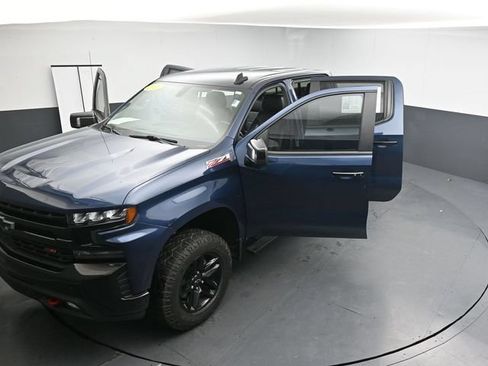 Used 2021 Chevrolet Silverado 1500 LT Trail Boss w/ Convenience Package II AWD/4WD image 32