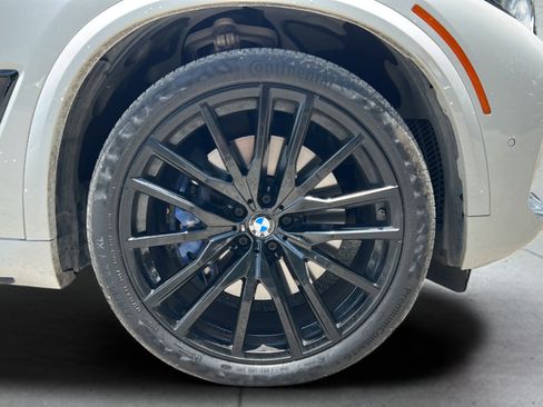 Used 2022 BMW X5 M50i w/ Executive Package AWD/4WD image 37