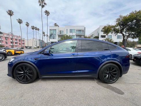 Used 2023 Tesla Model X image 12