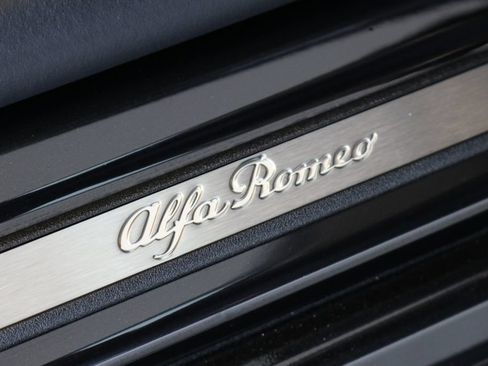 New 2025 Alfa Romeo Stelvio Sprint AWD/4WD image 41