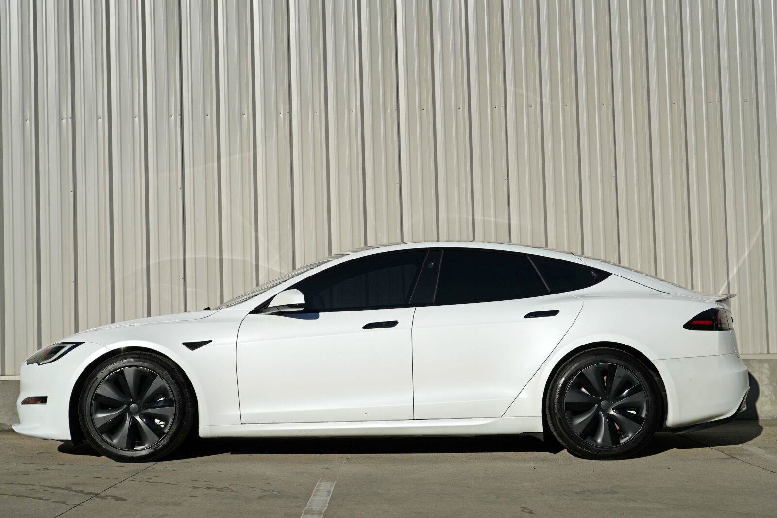 Used 2022 Tesla Model S Plaid AWD/4WD image 9