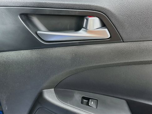 Used 2016 Hyundai Tucson Limited AWD/4WD image 29