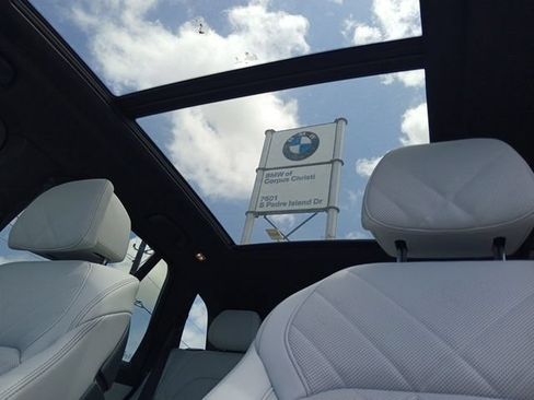 Used 2023 BMW X5 sDrive40i w/ M Sport Package RWD image 28