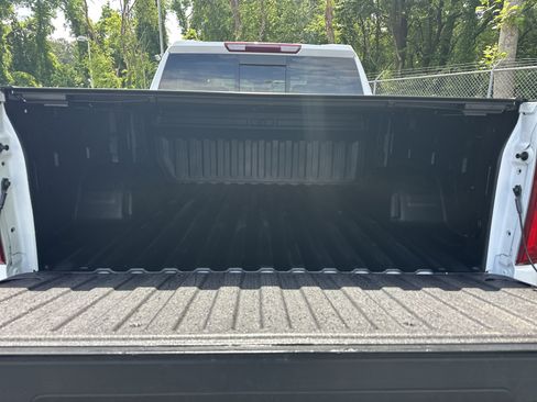Used 2025 Chevrolet Silverado 1500 LT Trail Boss w/ Convenience Package II AWD/4WD image 22