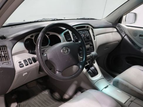 Used 2004 Toyota Highlander V6 image 18