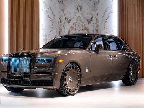 Used 2026 Rolls-Royce Phantom Sedan image 1