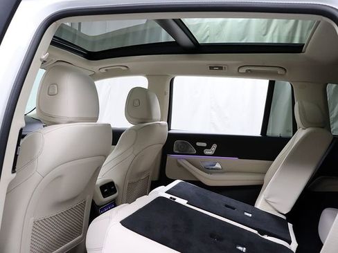 Certified 2026 Mercedes-Benz GLS 450 4MATIC image 14