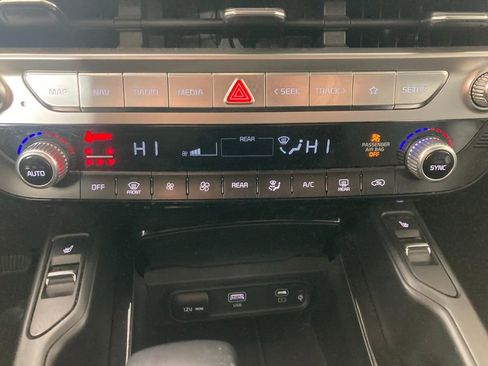 Used 2023 Kia Telluride S w/ S Sunroof Package image 8