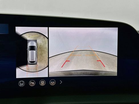 Used 2026 Cadillac Optiq Sport 2 w/ LPO, Floor Liner Package AWD/4WD image 16