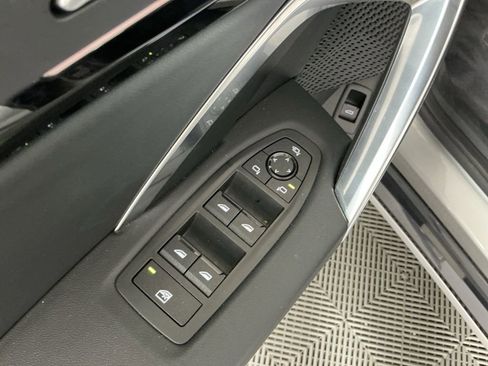 Certified 2025 BMW X1 xDrive28i w/ Technology Package image 20