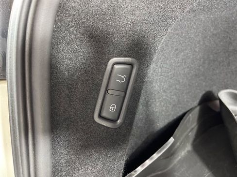 Used 2021 Maserati Levante GranSport image 50