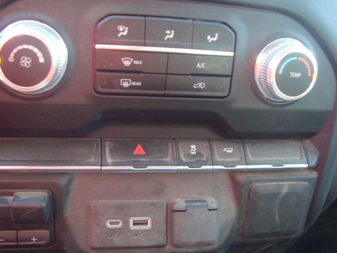 Used 2022 GMC Sierra 2500 Pro w/ Convenience Package image 12