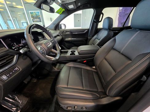 Used 2024 GMC Acadia Elevation w/ Super Cruise Package AWD/4WD image 22