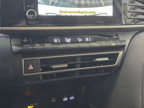 Used 2025 Toyota Camry LE FWD image 32