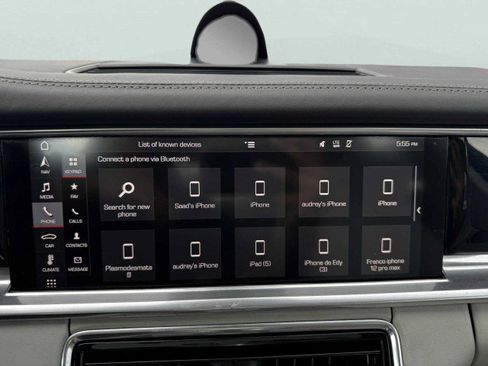 Used 2017 Porsche Panamera image 31