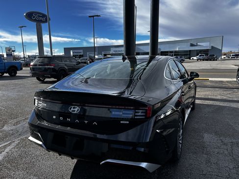 Used 2025 Hyundai Sonata Limited image 5