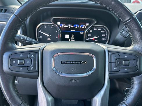 Used 2020 GMC Sierra 3500 Denali w/ Denali Ultimate Package image 34