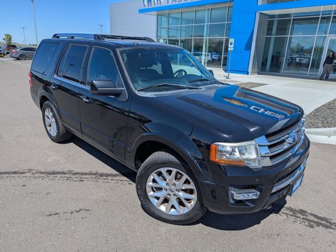 Used 2017 Ford Expedition Limited AWD/4WD image 4