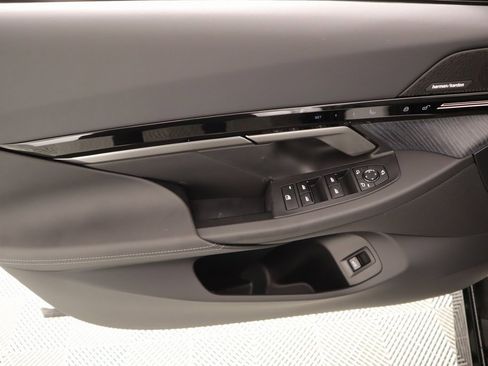 New 2025 BMW 530i w/ M Sport Package image 17