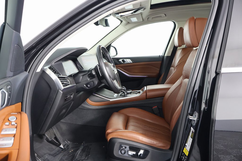 Used 2019 BMW X7 xDrive40i w/ Luxury Seating Package AWD/4WD image 10